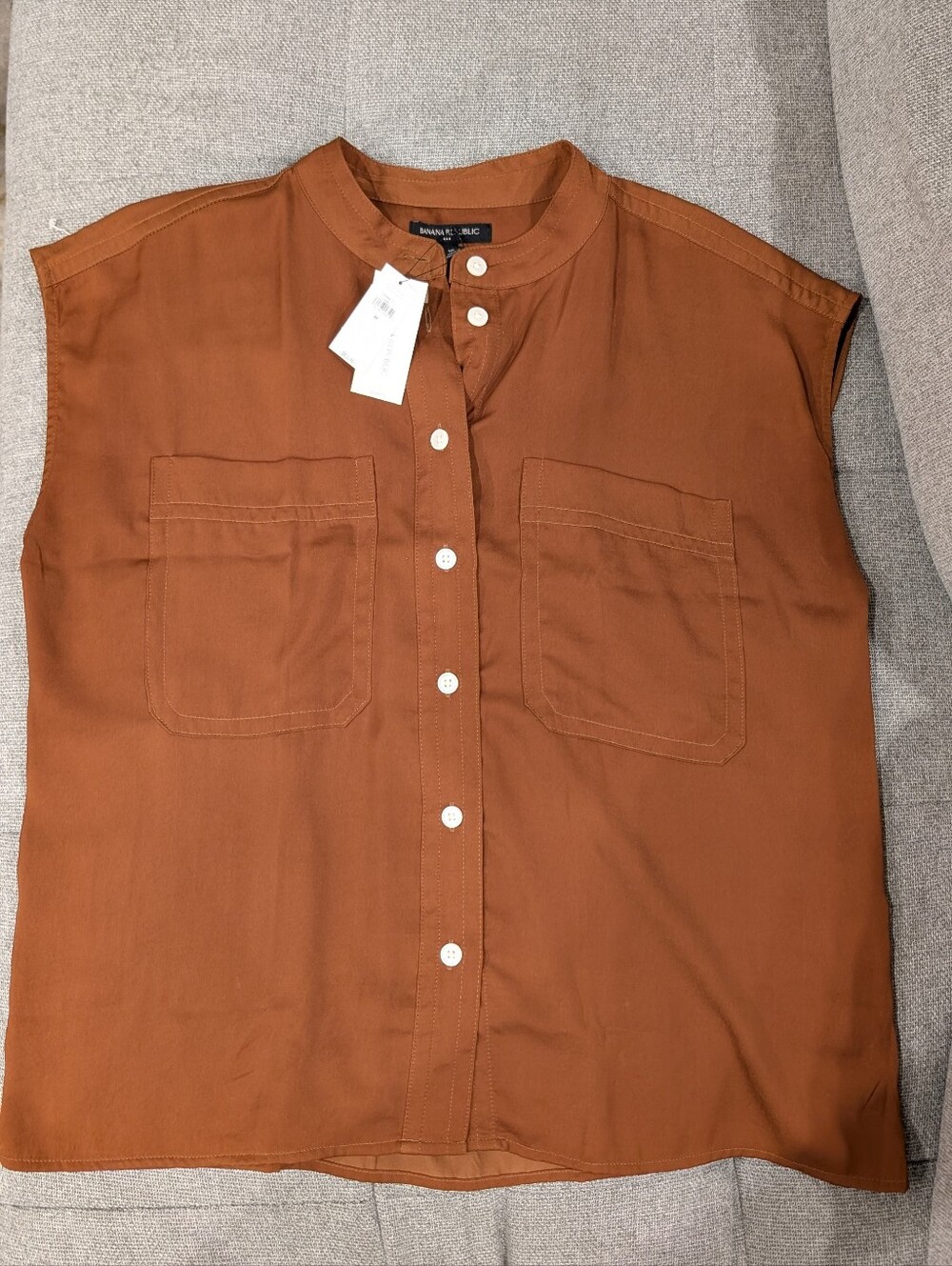 NWT Rust Button-up Sleeveless Satin Blouse Size M